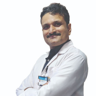 Dr. Praveen Saxena, Spine Surgeon in delivery hub ahmedabad ahmedabad